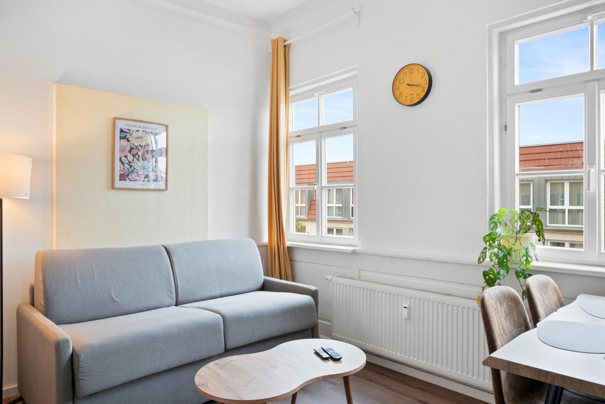 Backhome - Business&Family - Fantastische Schlosslage, Smarttv, Waschtrockner, Netflix, 50Qm, 24H Checkin - Apartment 3 路德维希堡 外观 照片