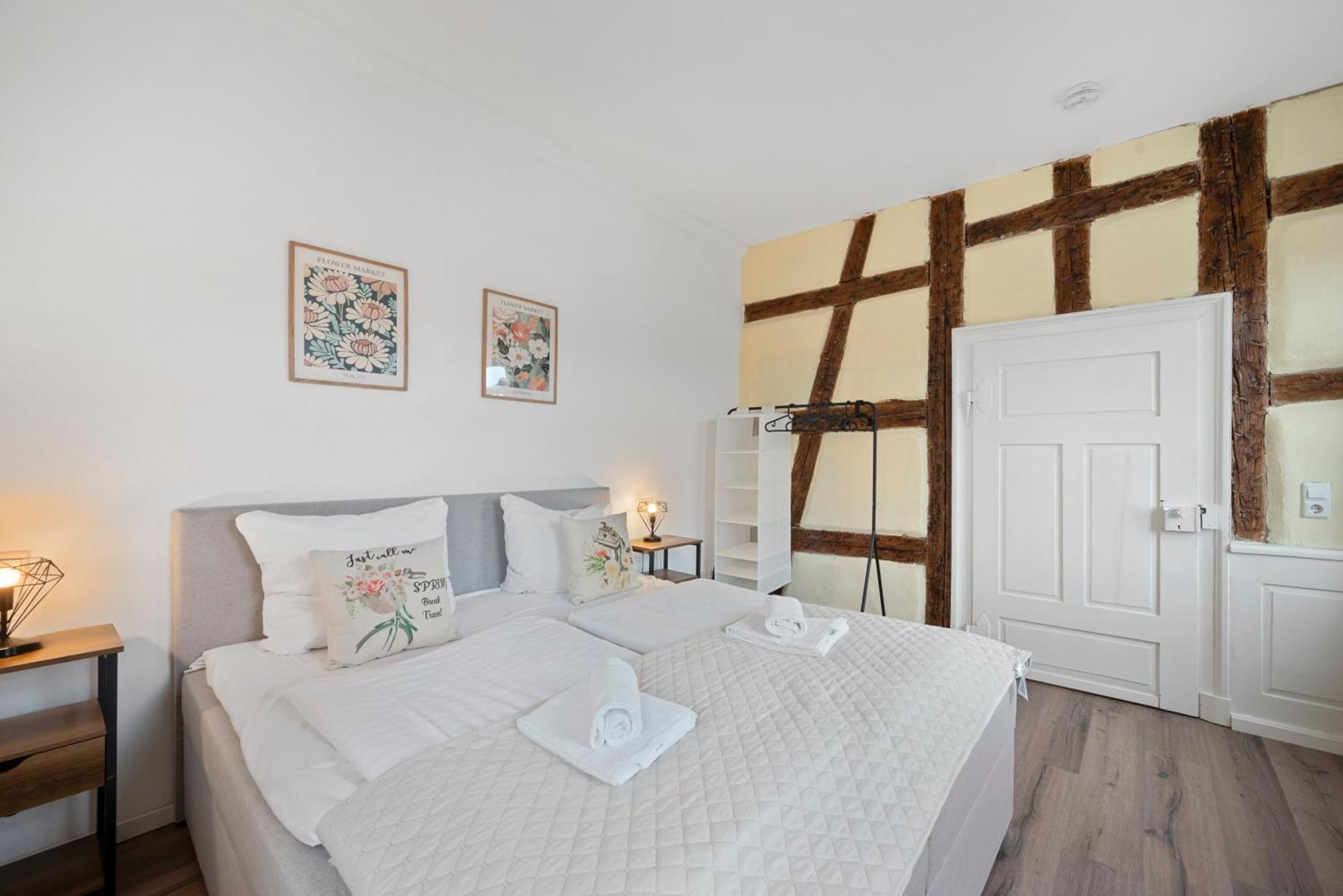 Backhome - Business&Family - Fantastische Schlosslage, Smarttv, Waschtrockner, Netflix, 50Qm, 24H Checkin - Apartment 3 路德维希堡 外观 照片